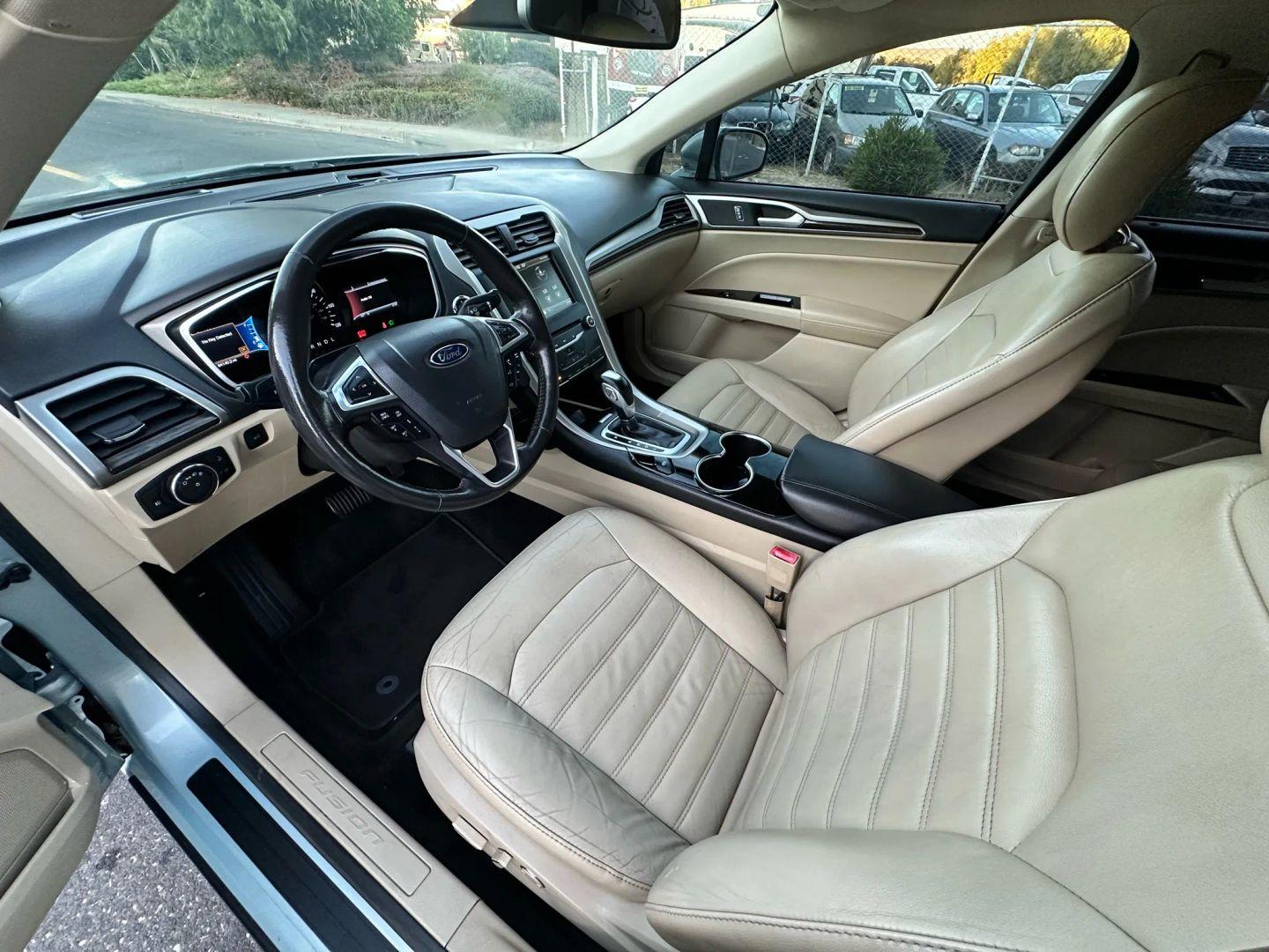 FORD FUSION 9