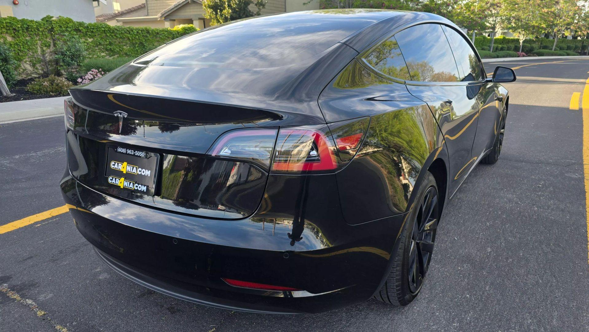 2020 Tesla Model 3 4