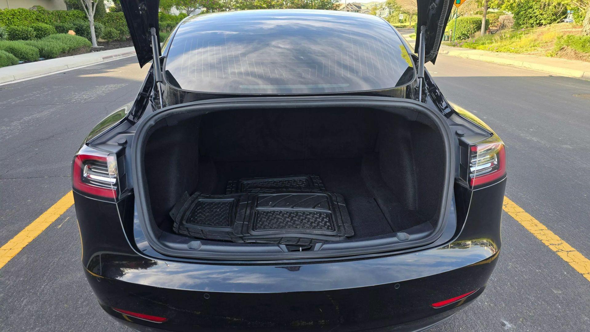 2020 Tesla Model 3 13