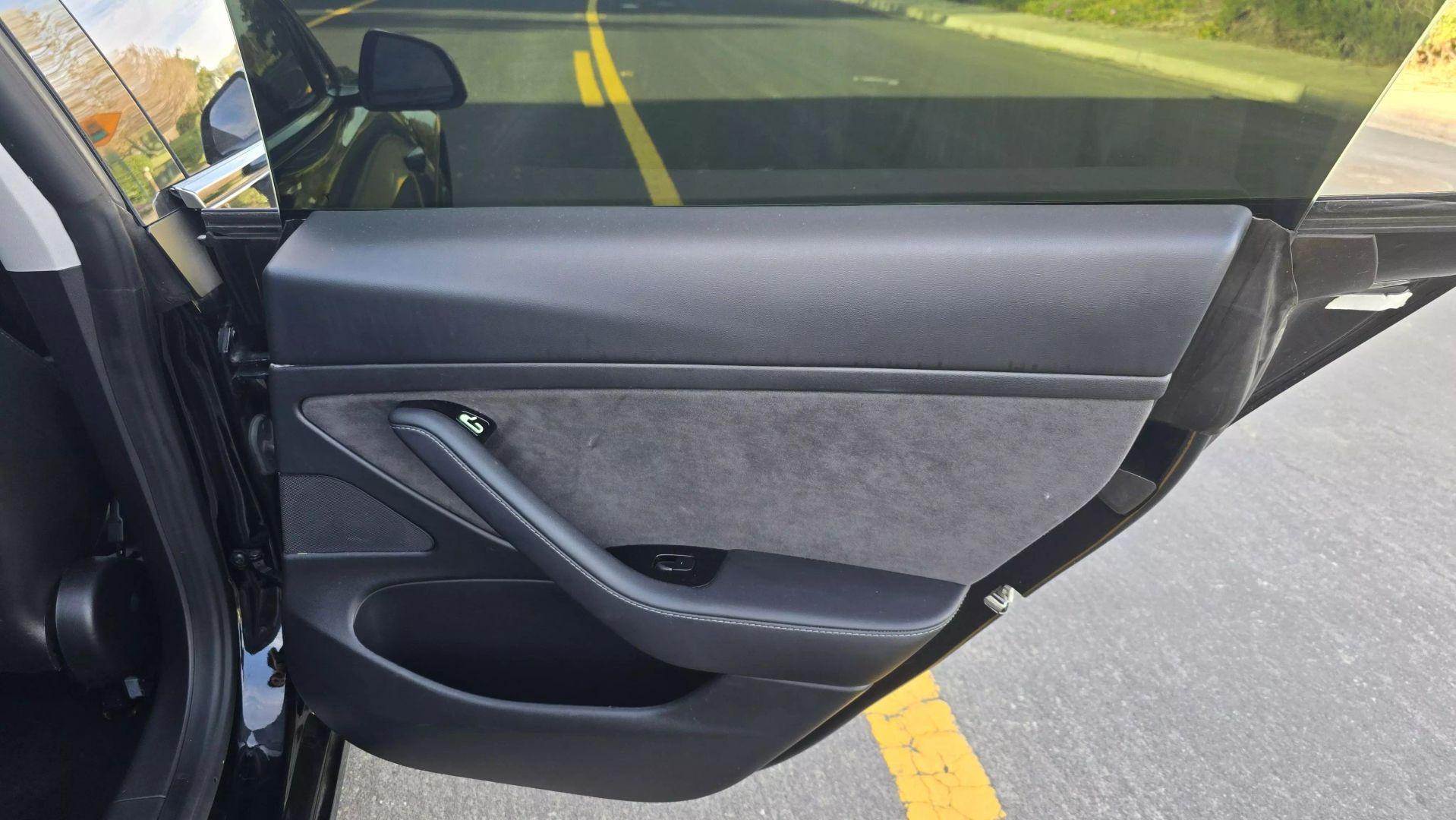 2020 Tesla Model 3 14