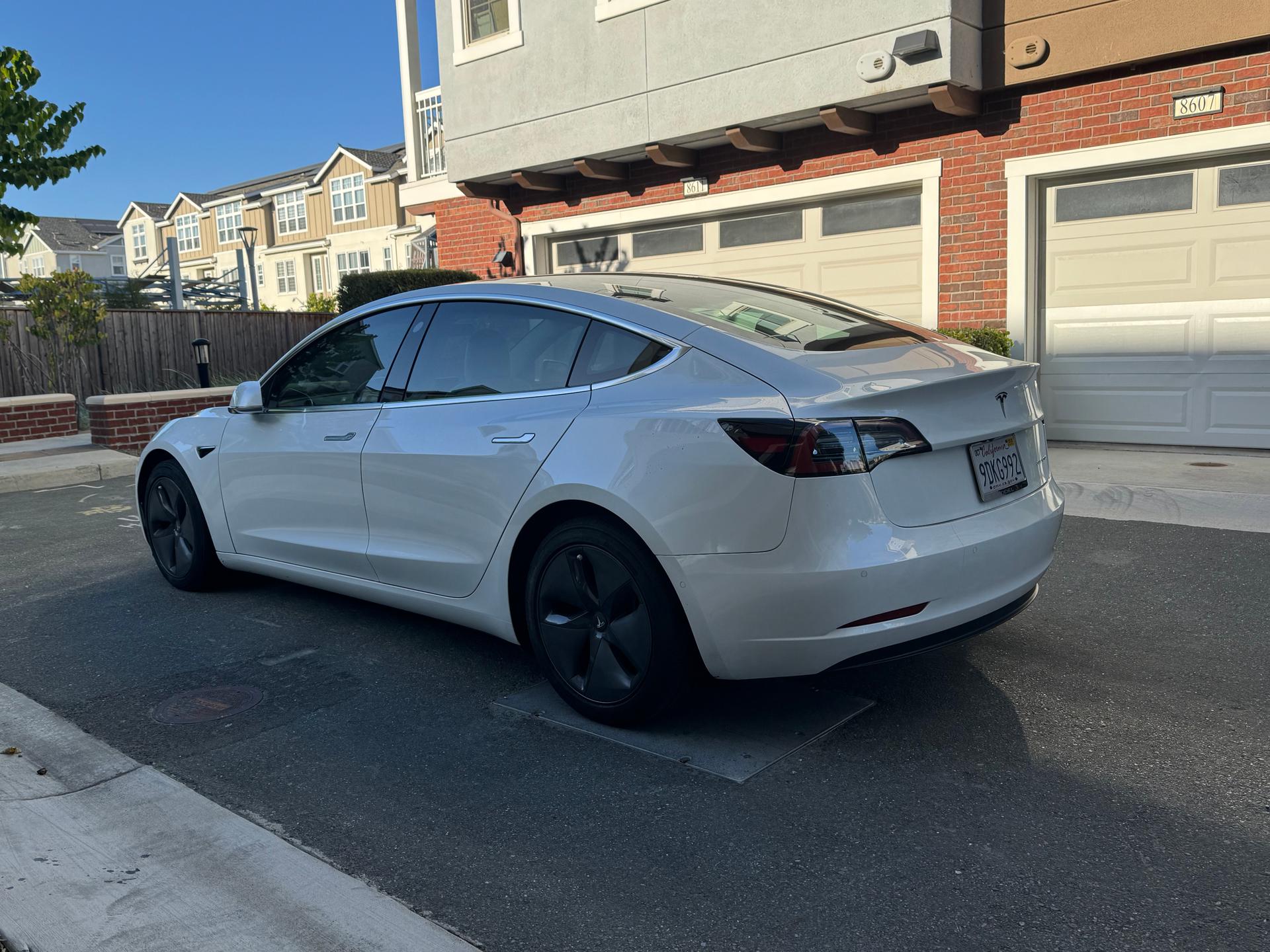 2019 Tesla model 3 Long Range AWD 4