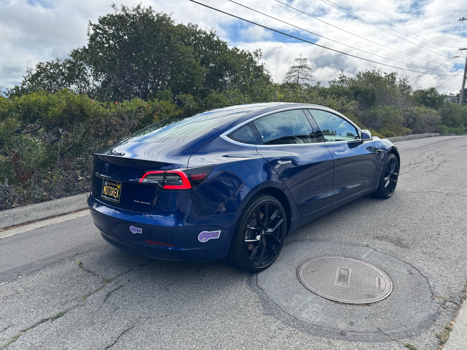 Tesla model 3 - extended range AWD 2
