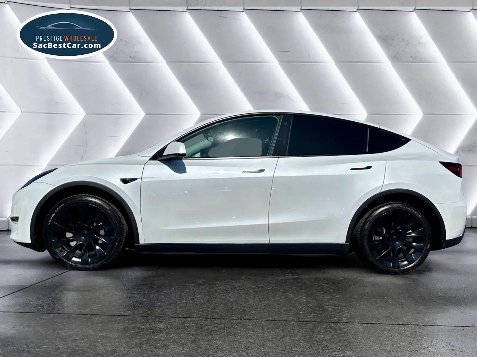 2021 Tesla Model Y 2