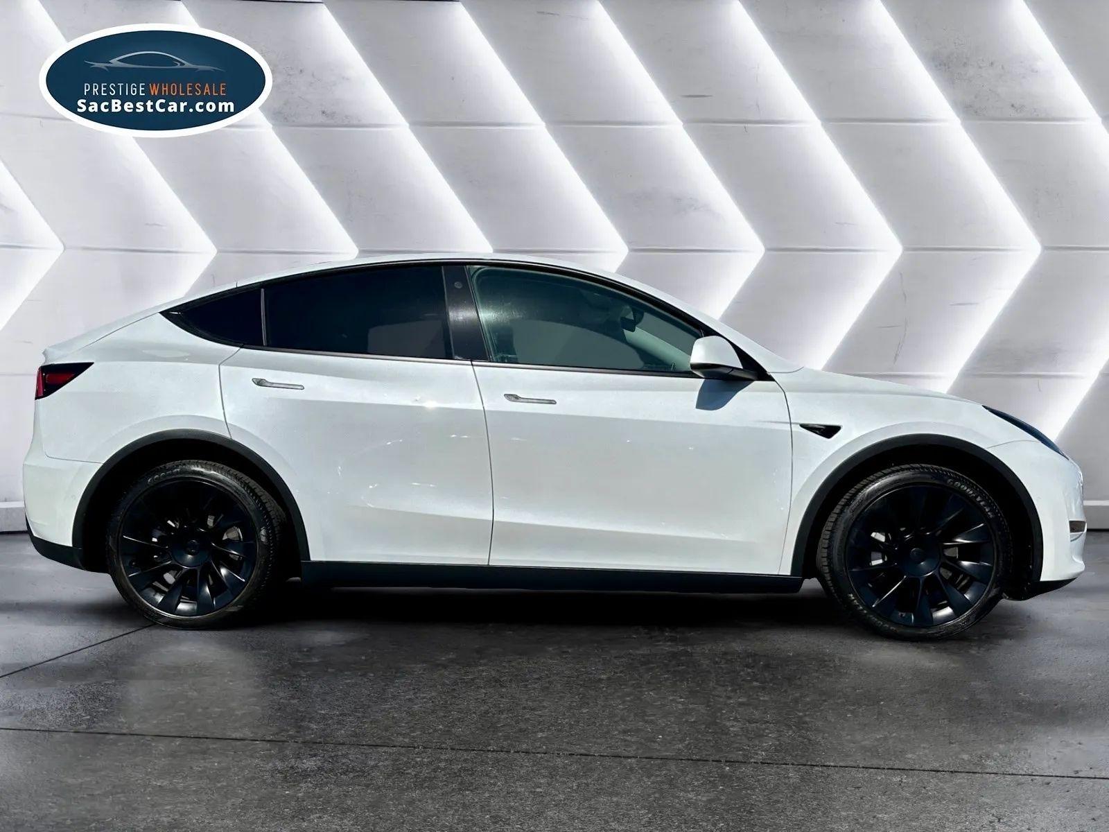 2021 Tesla Model Y 6